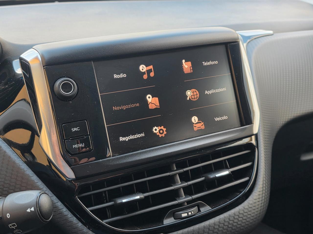 Peugeot 2008 BlueHDi 100 Allure