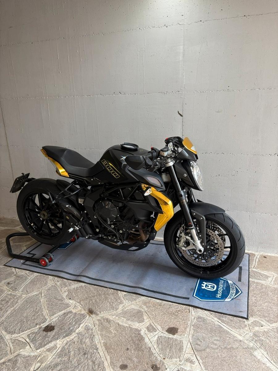 MV AUGUSTA 800 DRAGSTER BRUTALE