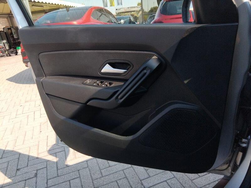 Dacia Duster II 2021 1.0 tce Comfort Gpl 4x2 100cv
