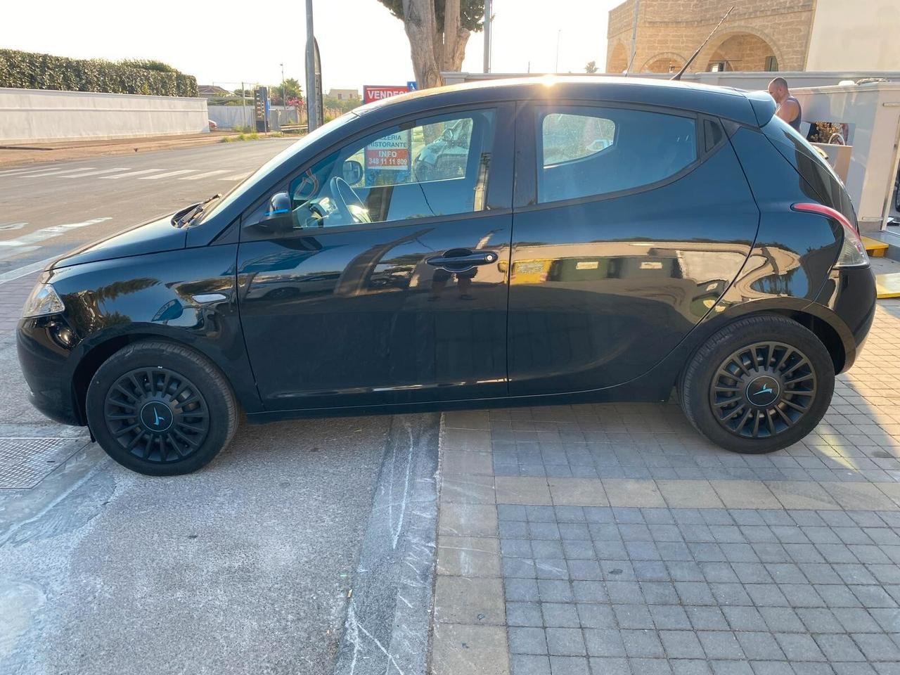 Lancia Ypsilon 1.2 69 CV 5 porte GPL Ecochic