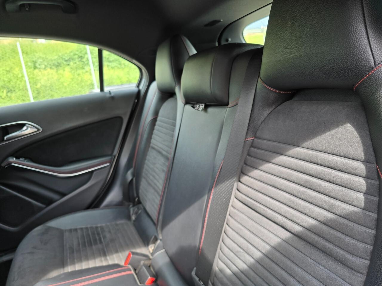 Mercedes-benz A 180 d Premium Amg