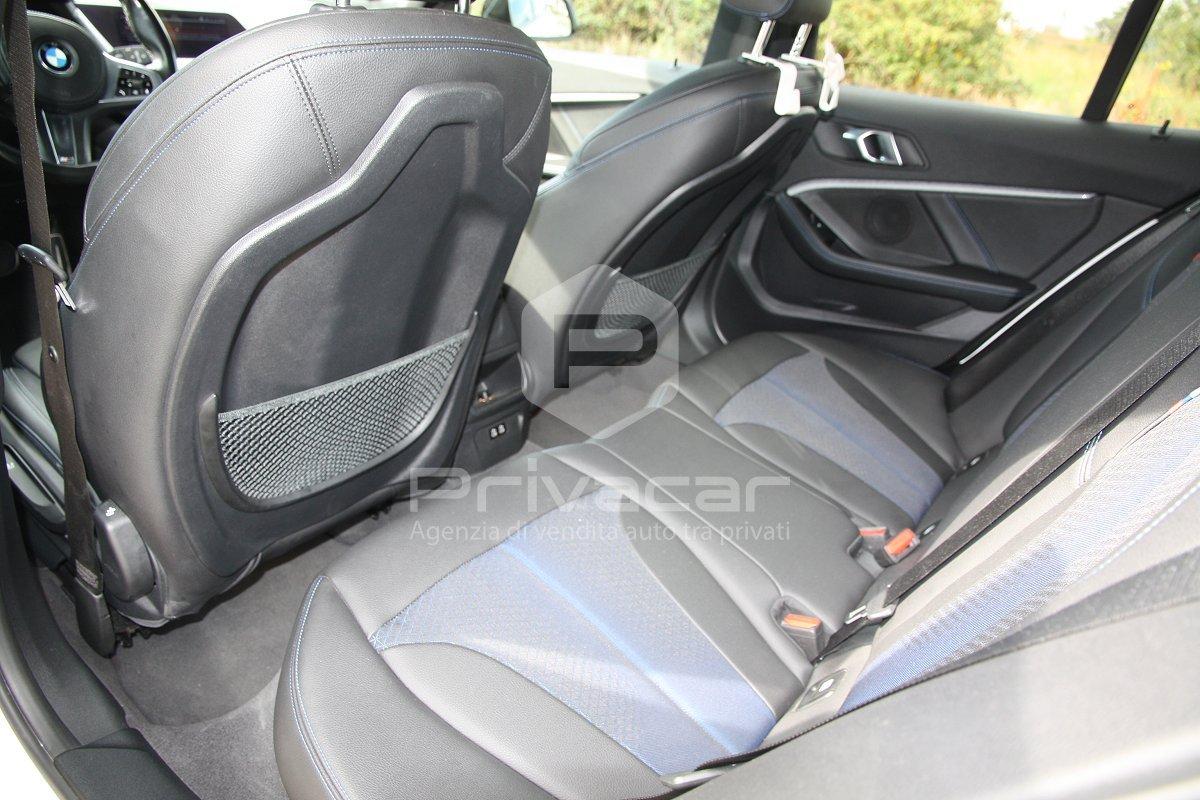 BMW 116d 5p. Msport