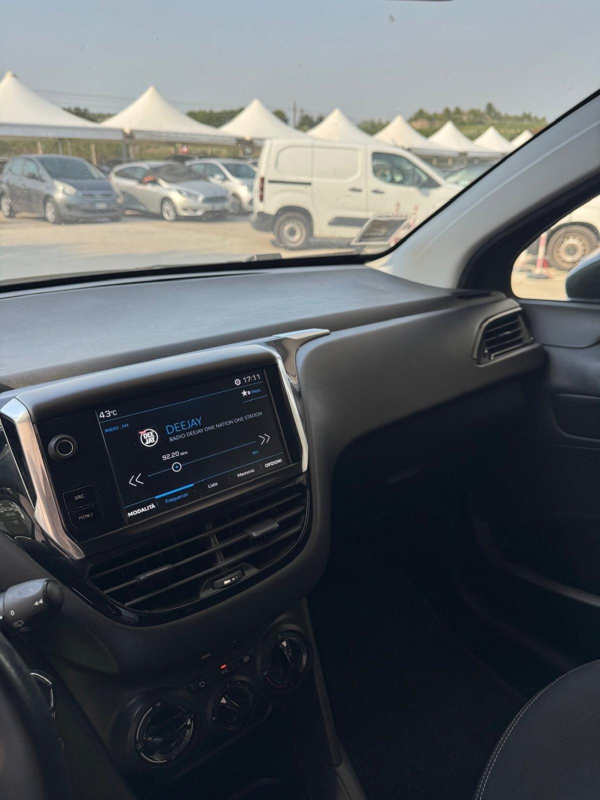 Peugeot 208 BlueHDi 75 5 porte Allure