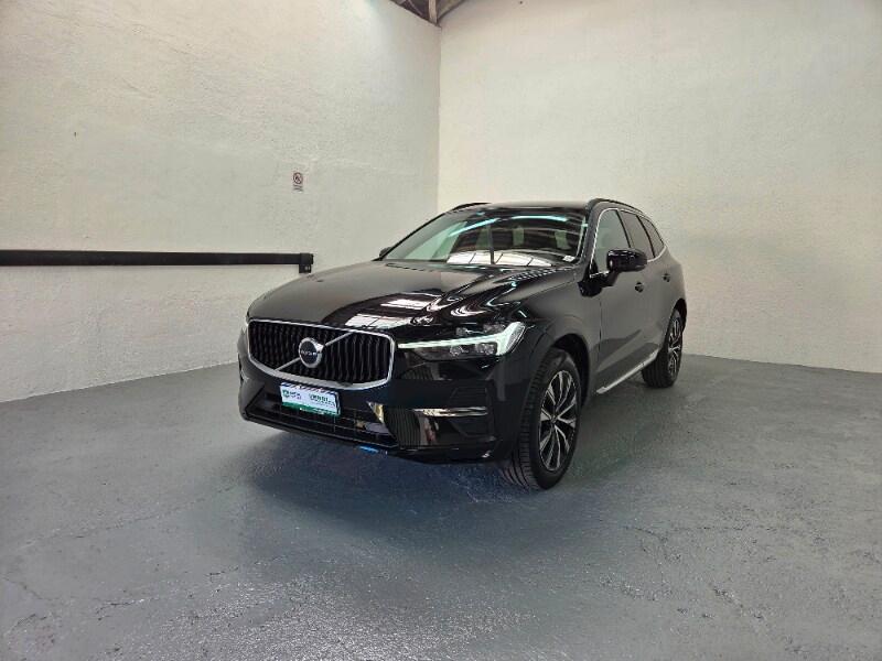 VOLVO XC60 (2017-->) XC60 B4 automatico Essential