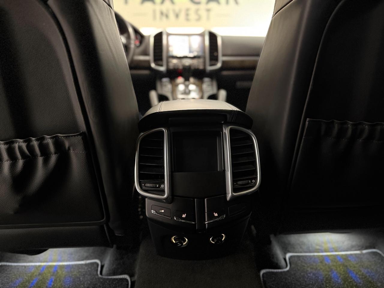 Porsche Cayenne 3.0 V6 240CV TIPTRONIC TETTO FULLOPT APPLECARPLAY