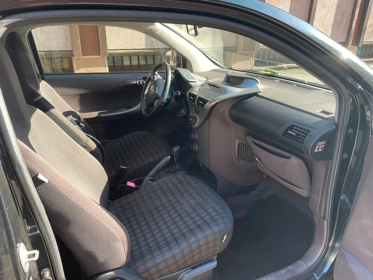 Toyota iQ 1.0 Sol AUTOMATICA