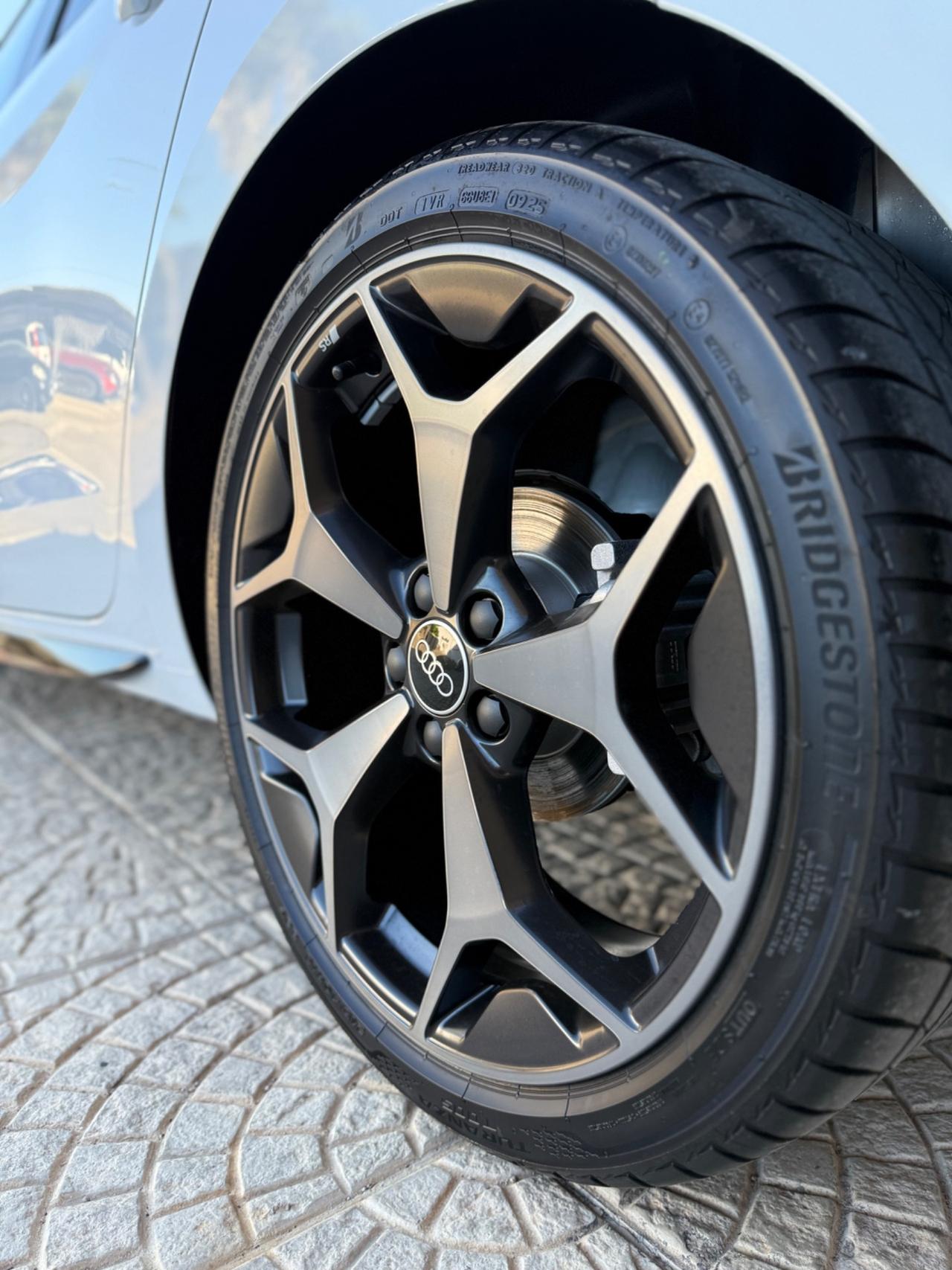 Audi A1 SPB 30 TFSI Identity Black Km 0