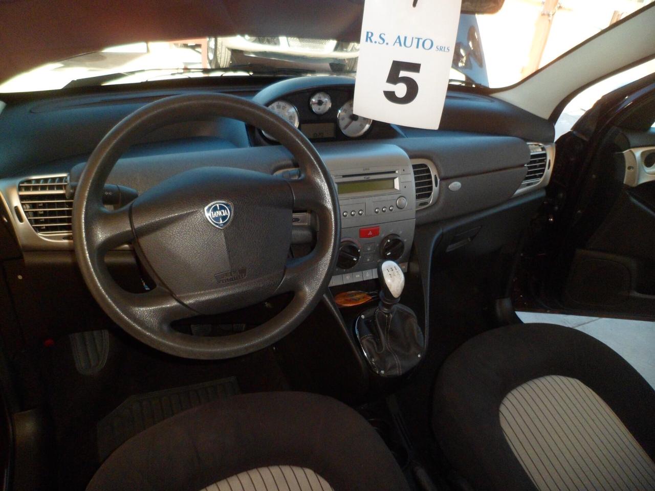 Lancia Ypsilon 1.2b solo km131000 full 08