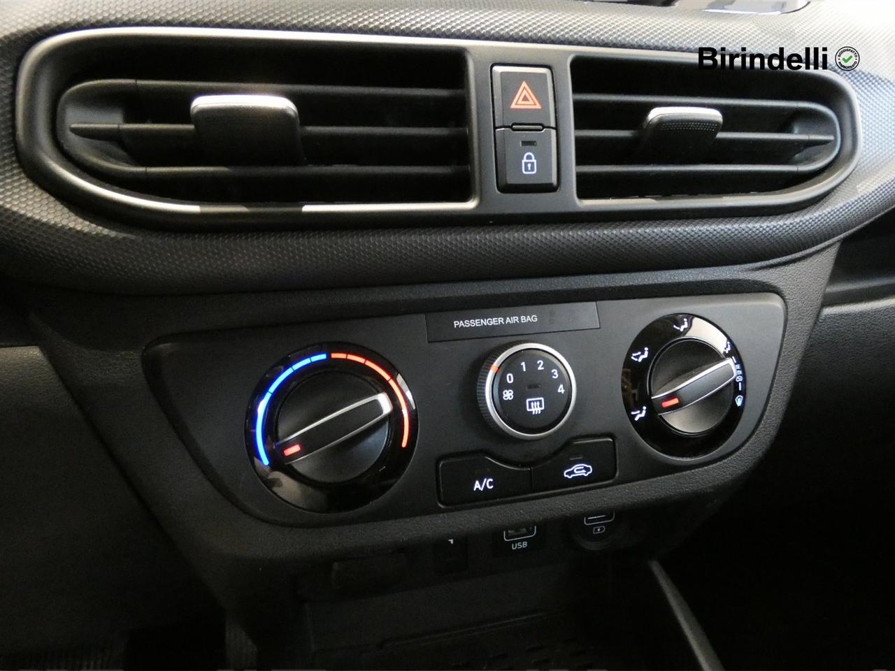 HYUNDAI i10 3ª serie - i10 1.0 MPI AT Tech