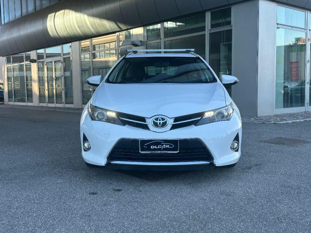 TOYOTA Auris Touring Sports 1.4 D-4D Lounge