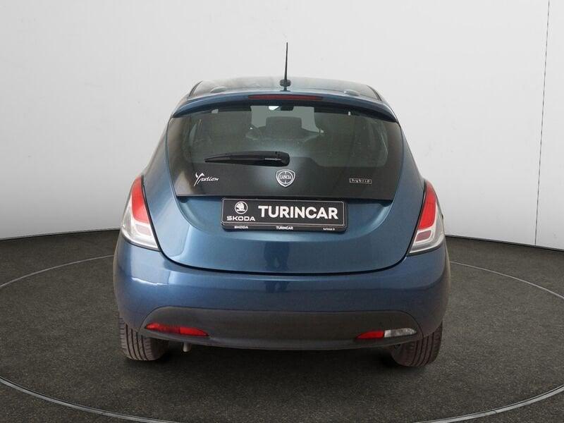 Lancia Ypsilon 1.0 FireFly 5 porte S&S Hybrid Silver