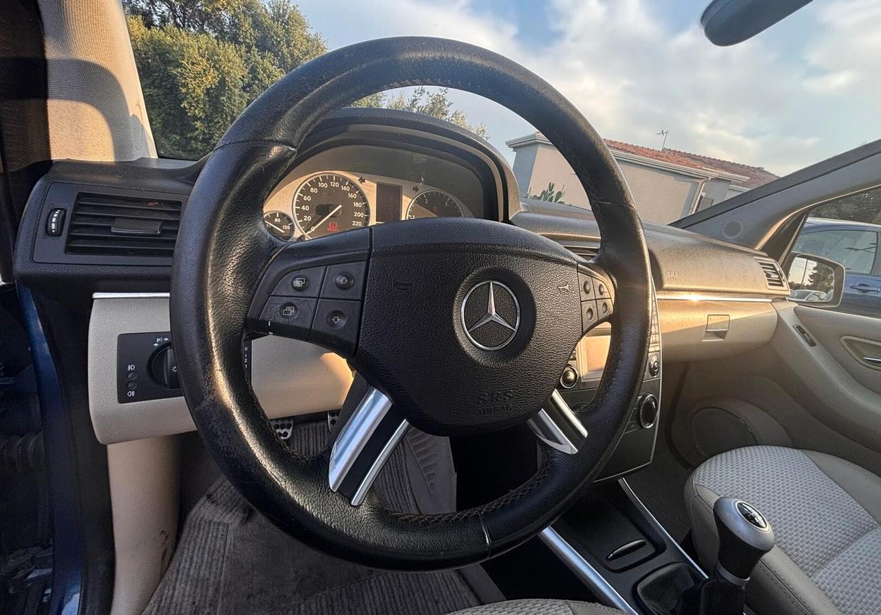 Mercedes-benz B 200 CDI Executive