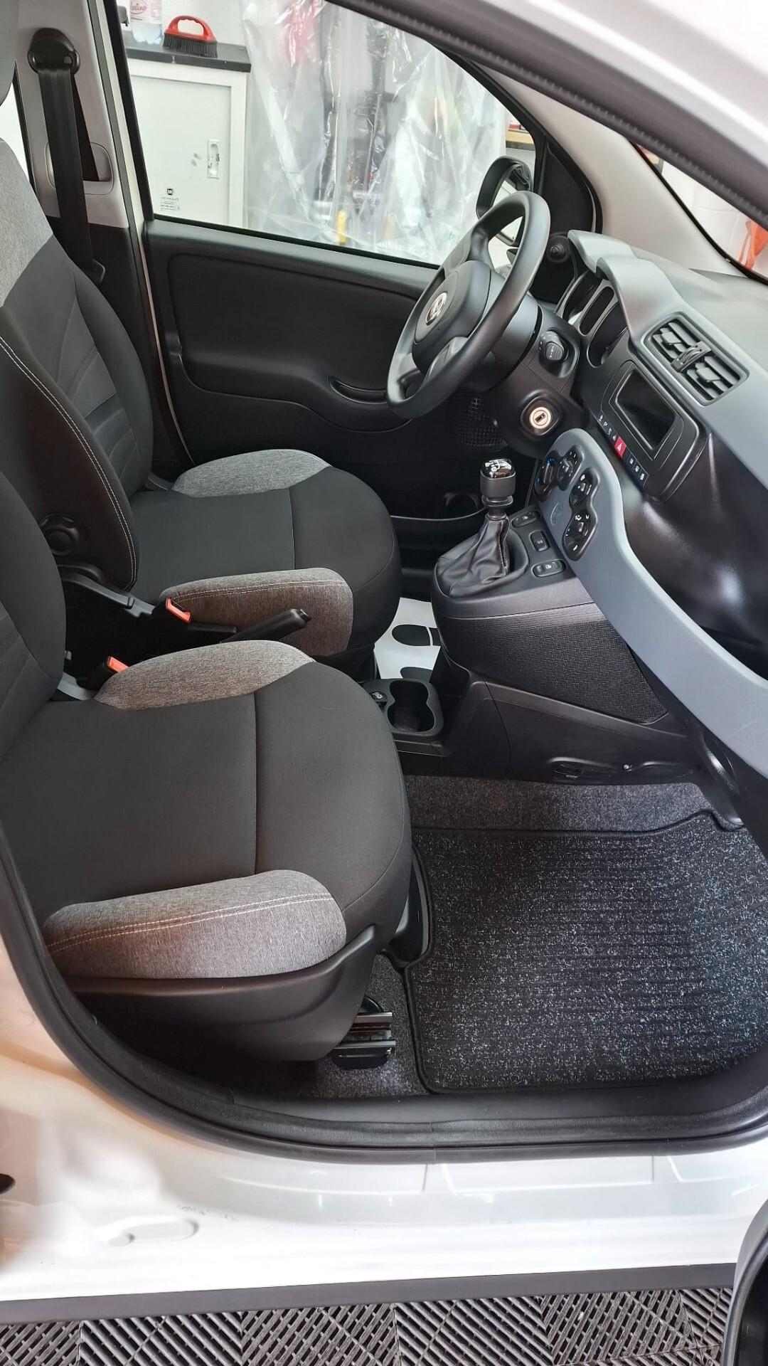 Fiat Panda 1.0 GSE S&S Hybrid Street Van 4 posti PARI A NUOVO € 7787+IVA (PREZZO FINITO 9500€)