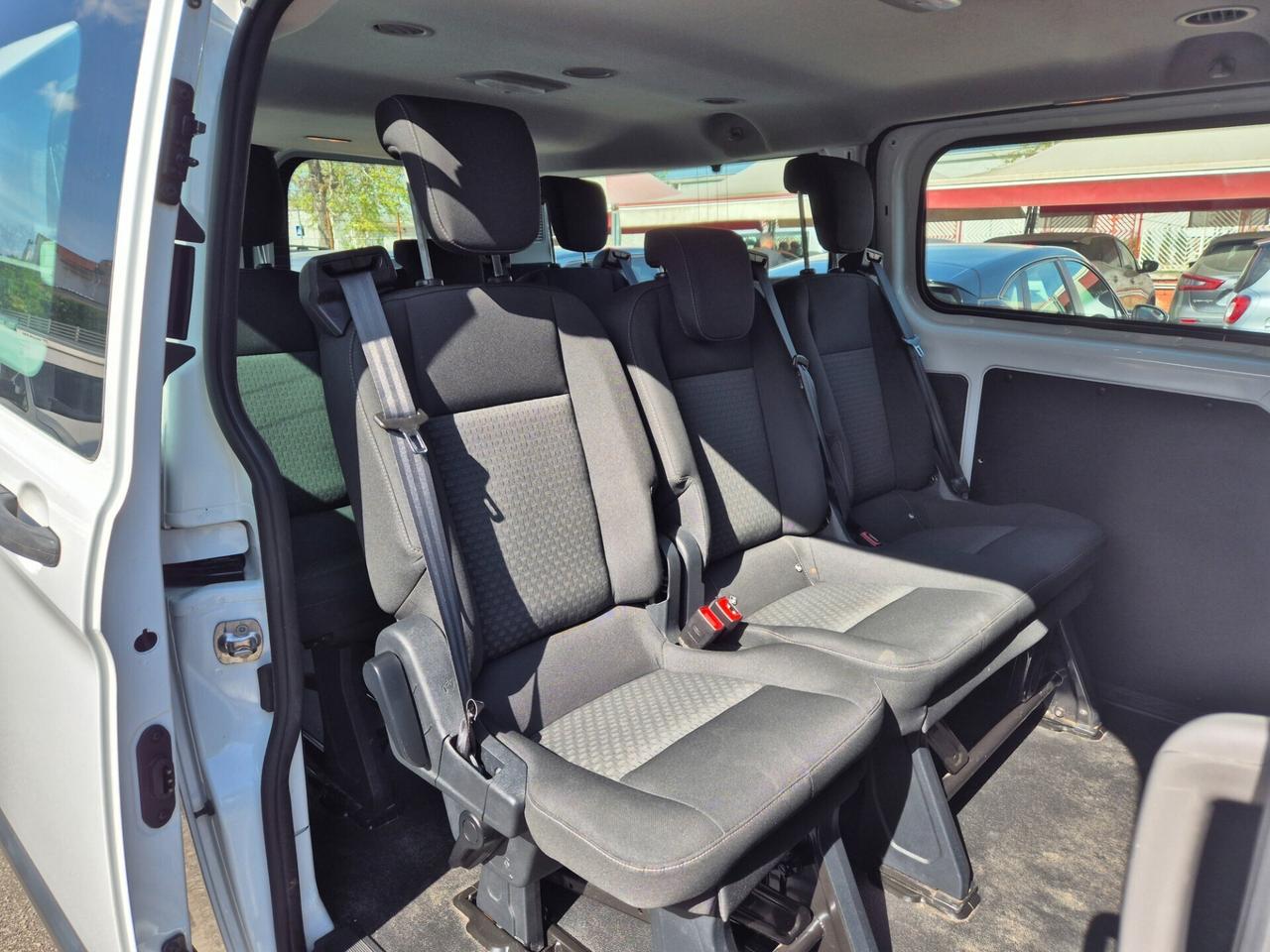 Ford Tourneo Custom Tourneo Custom 320 2.0 TDCi 13