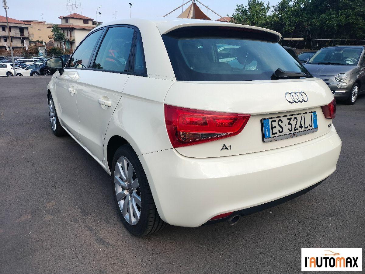 AUDI - A1 Sportback Sportback 1.6 tdi Ambition s-tronic