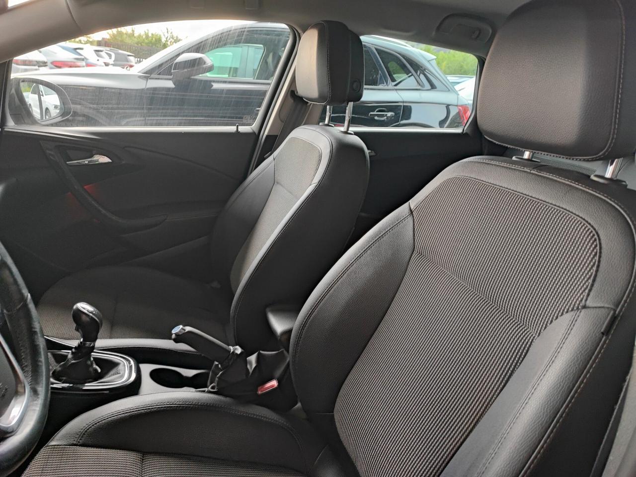 Opel Astra 1.4 Turbo 140CV Sports Tourer GPL Tech Cosmo