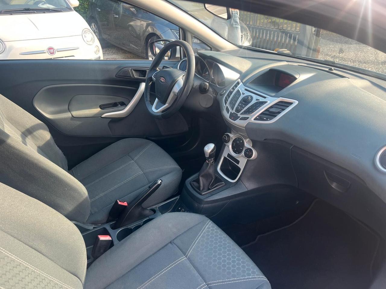 Ford Fiesta 1.2 82 CV 5 porte Titanium