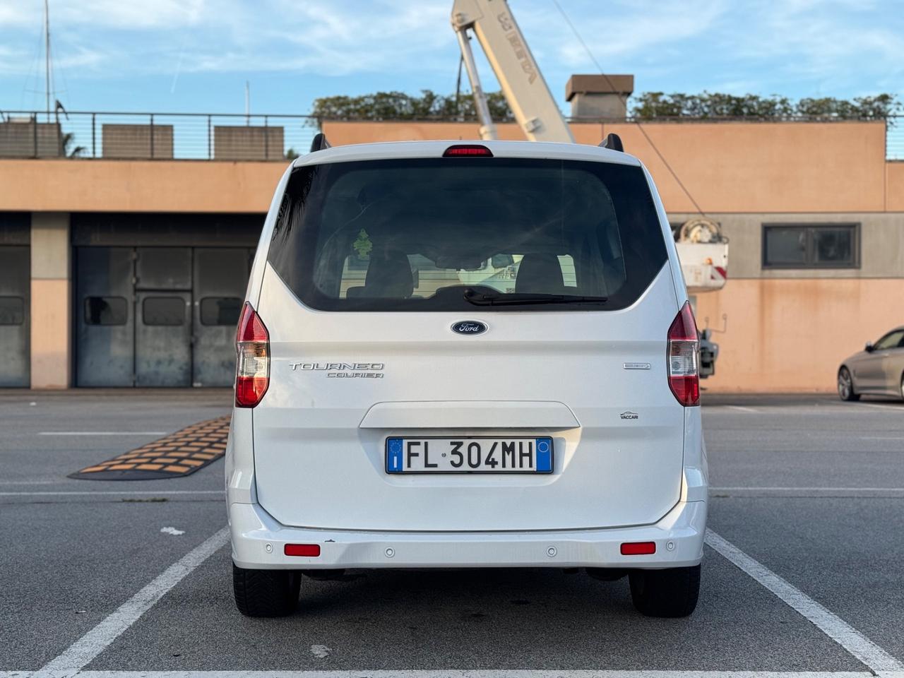 FORD TOURNEO COURIER 1.0ECOBOOST 12MESI DI GARANZIA