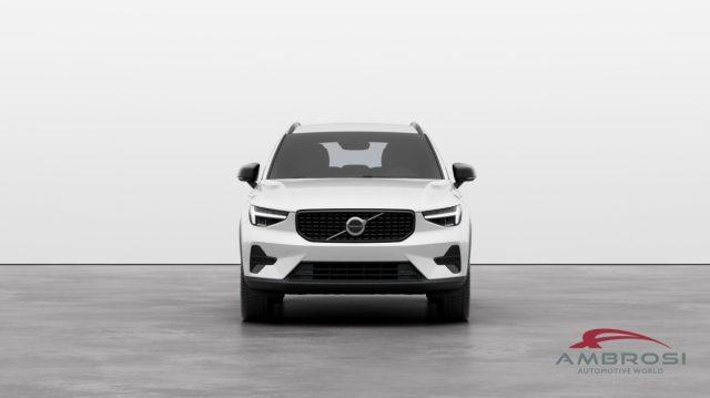 VOLVO XC40 B3 Mild hybrid Benzina Plus Dark