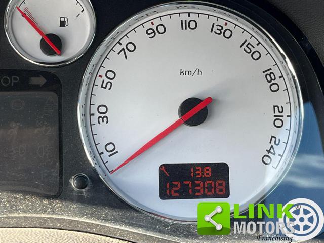 PEUGEOT 307 2.0 HDi FAP CC Féline