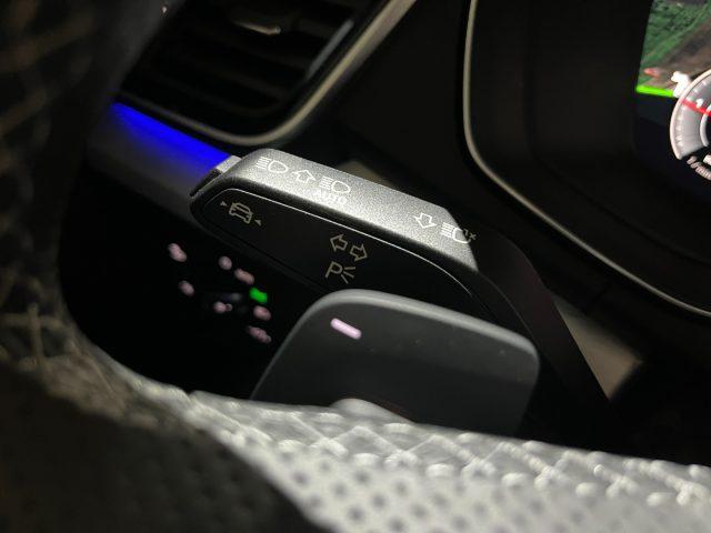 AUDI Q5 SPB Sportback 40TDI quattro S line Identity Black