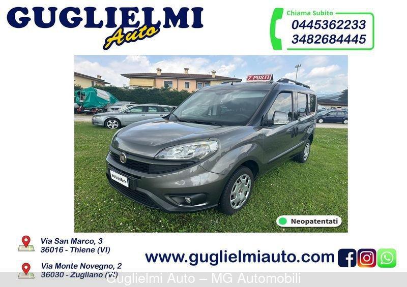 FIAT Doblò 1.4 T-Jet 16V Natural Power Lounge 7 Posti