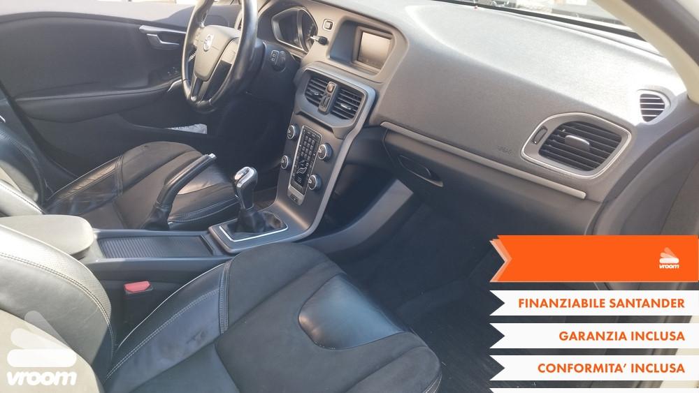 VOLVO V40 (2012-2020) V40 D2 1.6 R-design Kinetic