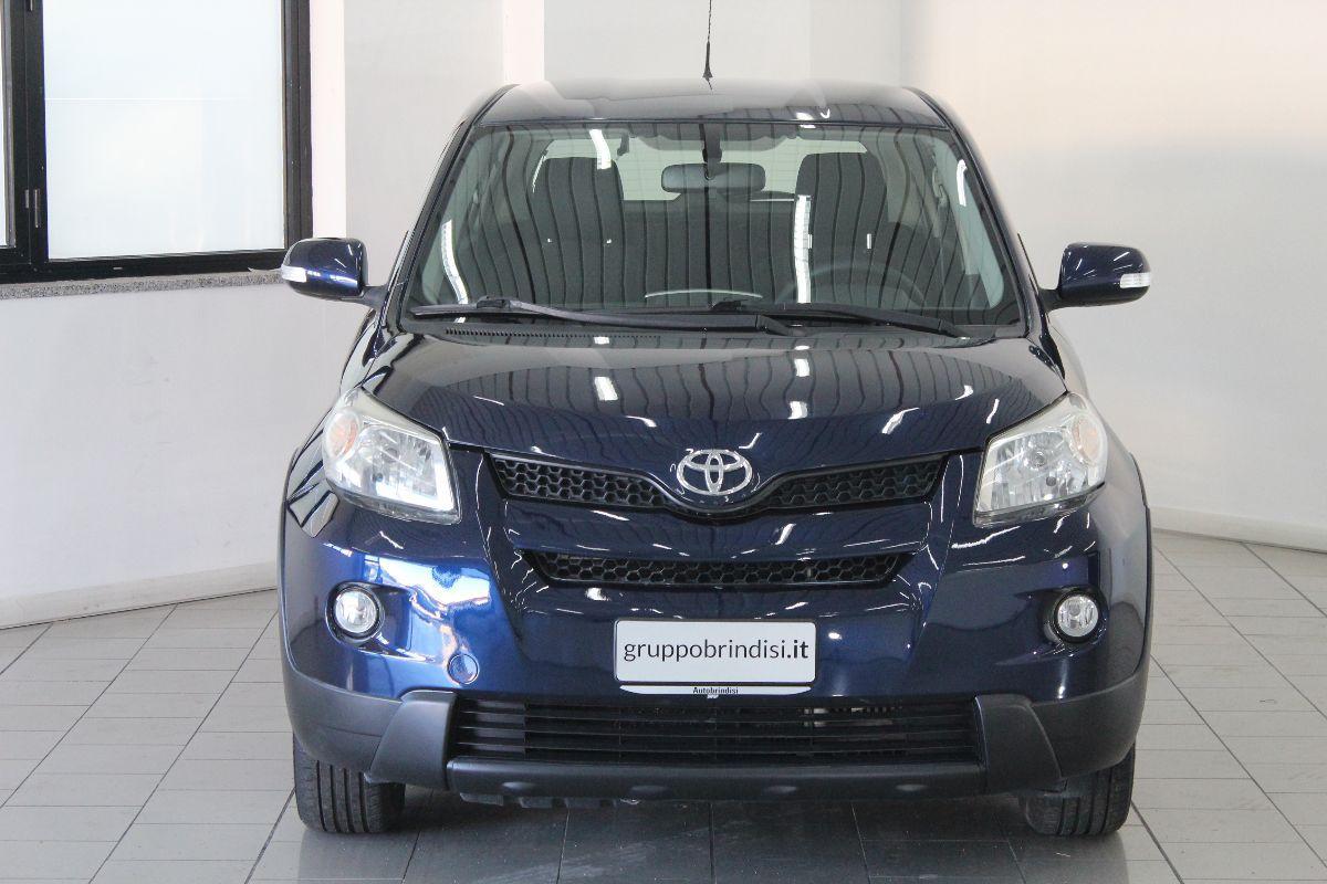 TOYOTA - Urban Cruiser - Cruiser 1.4 D-4D AWD Sol