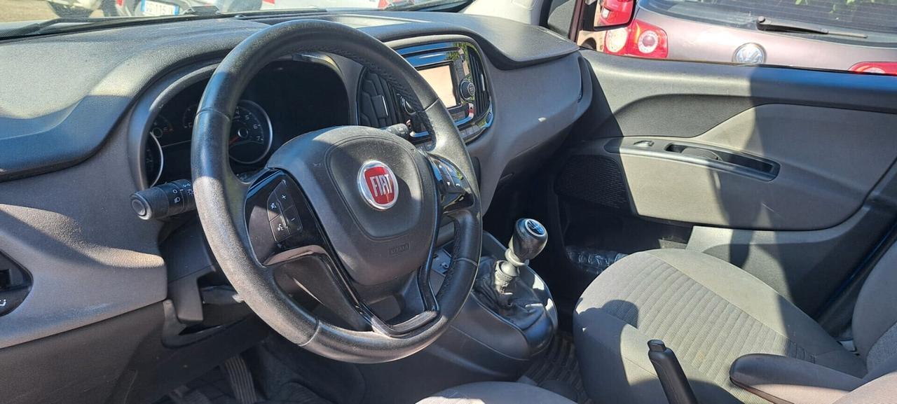 Fiat Doblò 1.6 MJT 16V 120CV Pop 7 POSTI