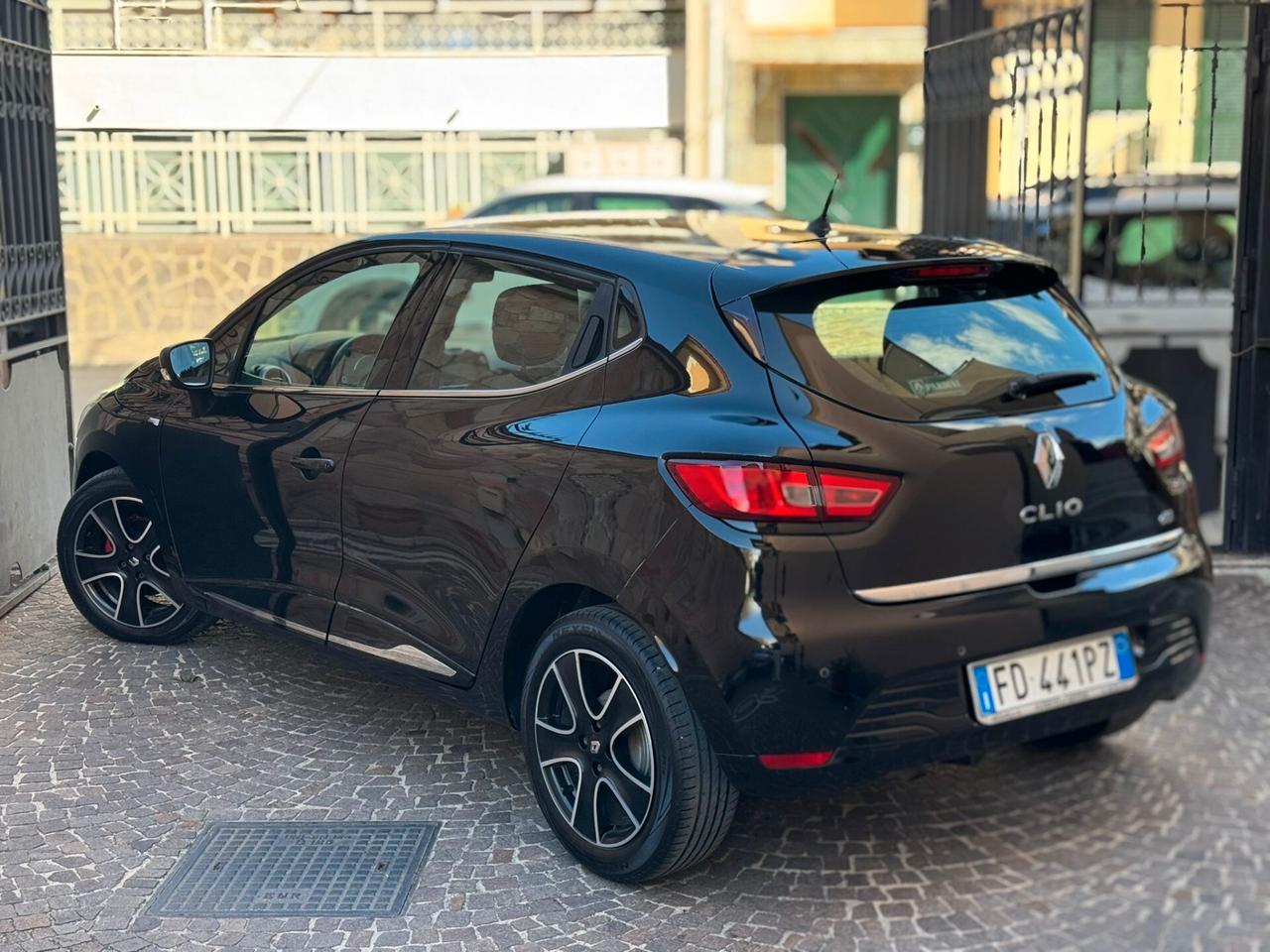 Renault Clio dCi 8V 90CV Start&Stop 5 porte Energy Intens