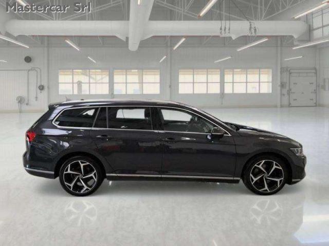 VOLKSWAGEN Passat Variant Passat Variant 2.0 tdi Executive 4motion 200cv dsg
