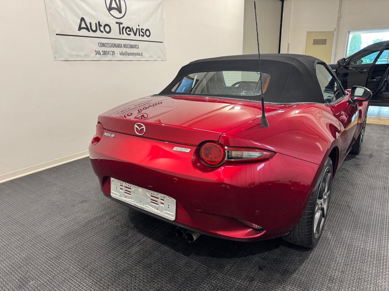 Mazda MX-5 2.0L Skyactiv-G Sport