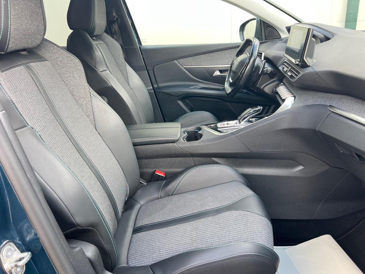 Peugeot 3008 HDi 130 EAT8 Allure Pack