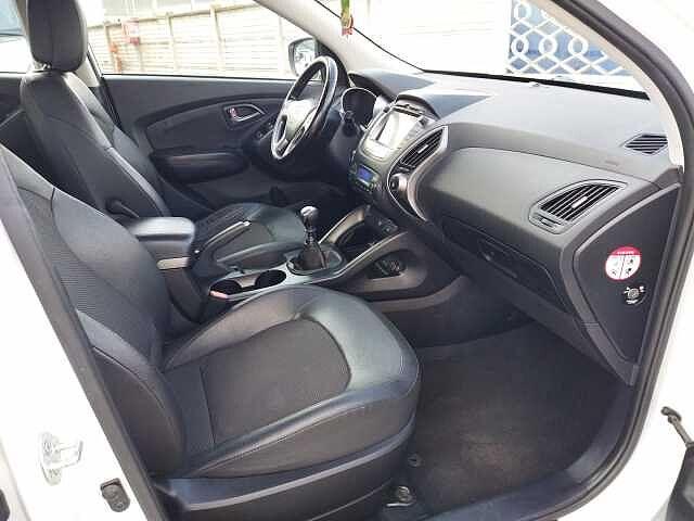 Hyundai ix35 1.7 CRDi 2WD Xpossible