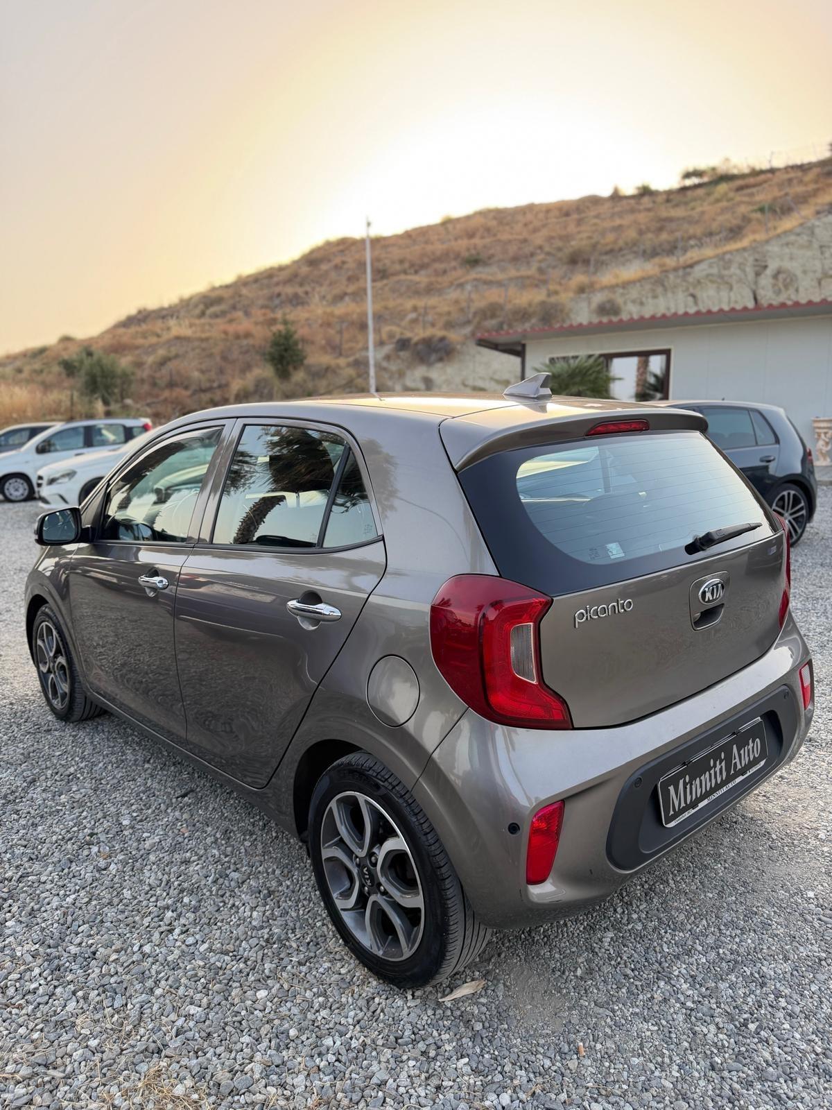 Kia Picanto 1.0 12V 5 porte Cool