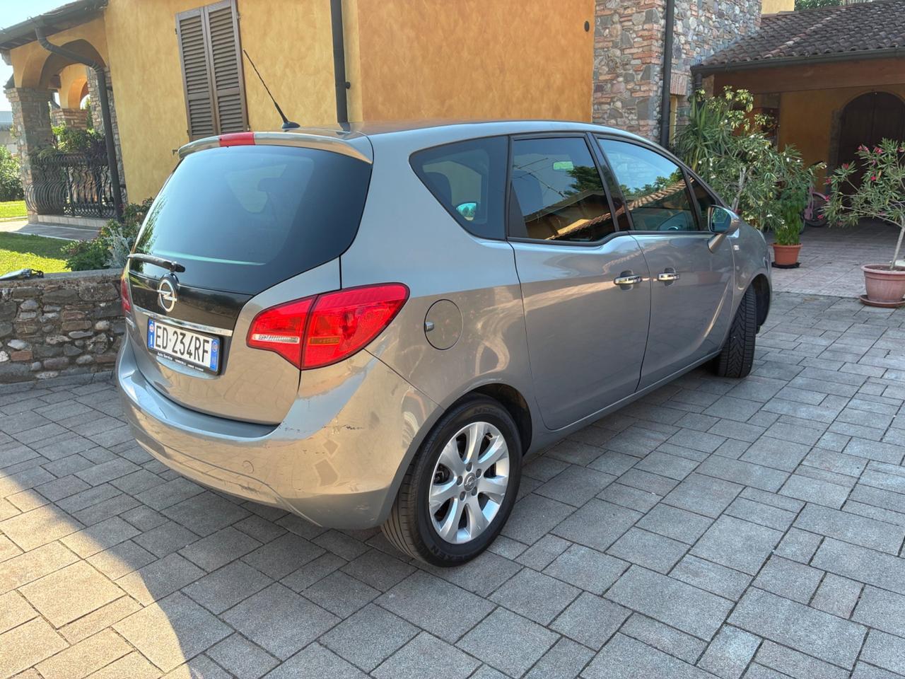 Opel Meriva 1.4 100CV Cosmo
