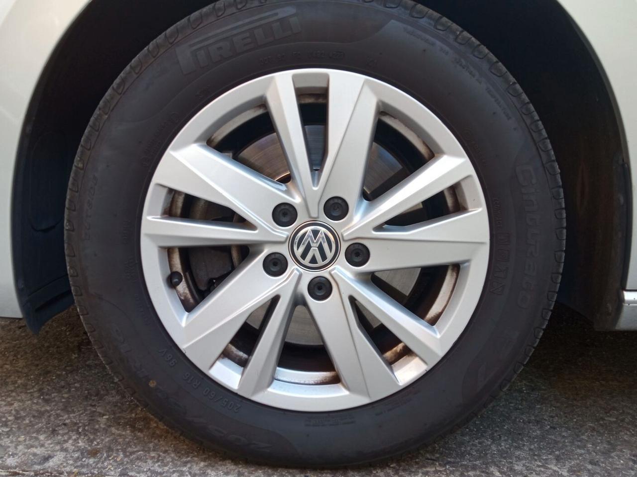 Volkswagen Touran 2.0 TDI 150 CV SCR Business BlueMotion Technology