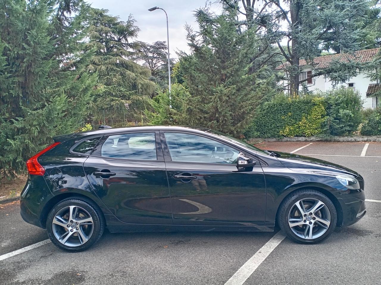 Volvo V40 D2 1.6 Momentum