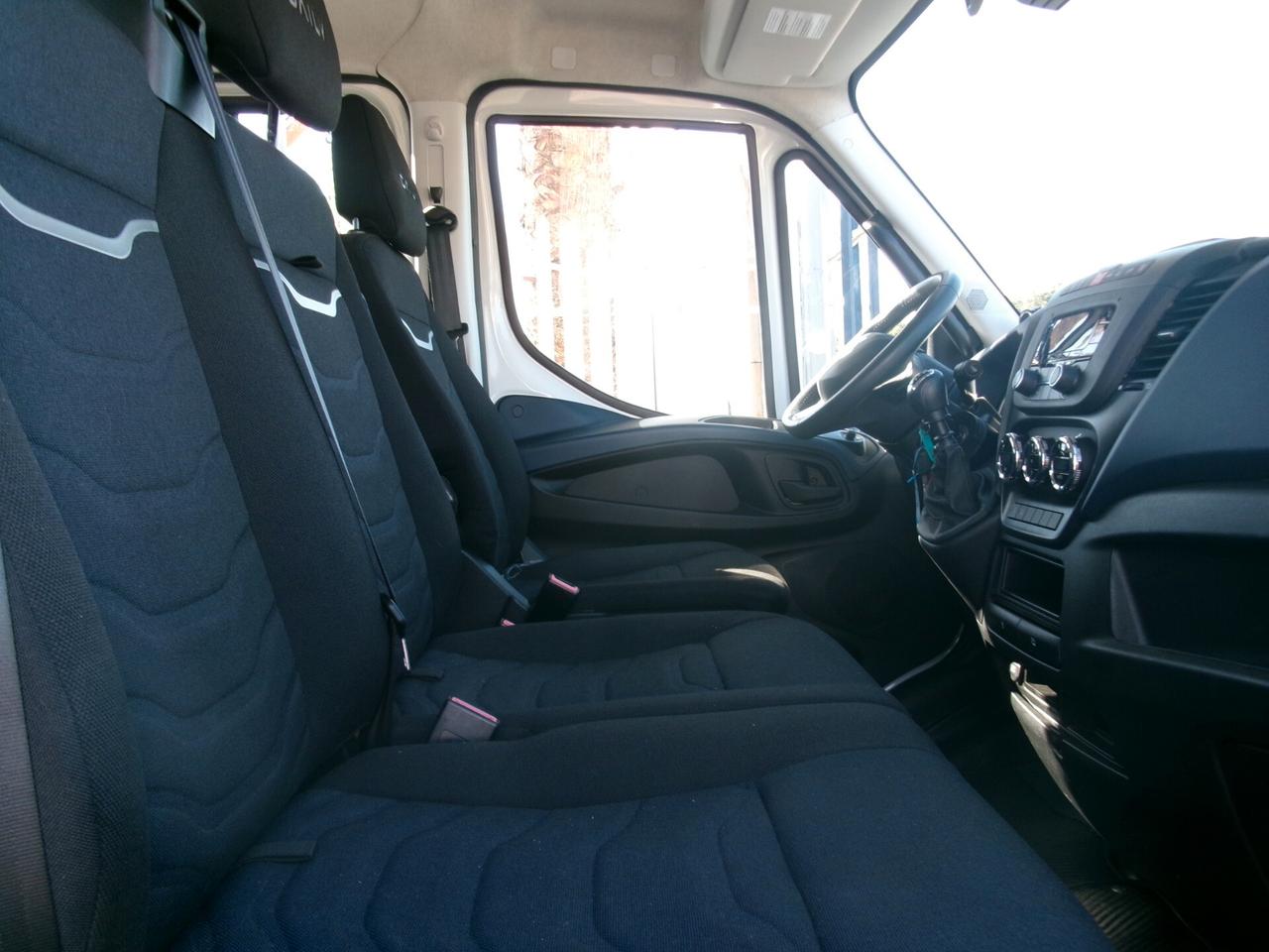Iveco Daily 35C16 2.3 160CV **18000KM** DOP CABINA 7P CASSONE DA 4.20M PASSO 4100