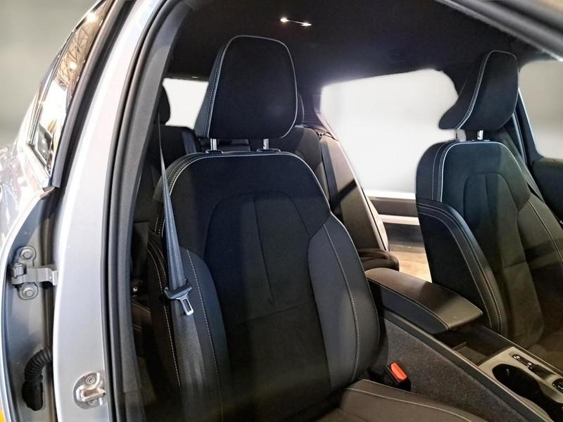 VOLVO XC40 T4 Recharge Plug-in auto Core