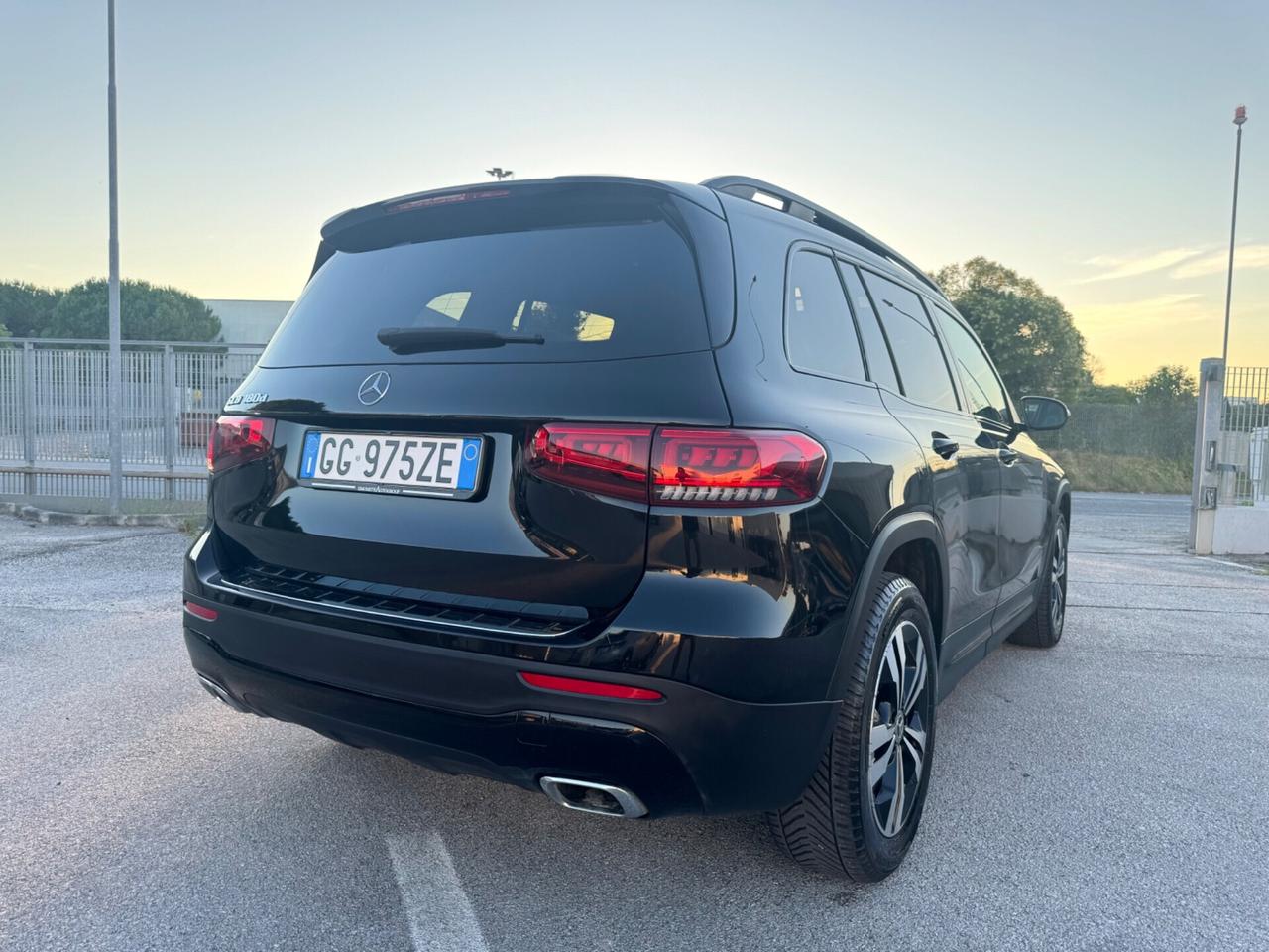 MERCEDES GLB 180D Sport Plus - Tetto Led Navi 18