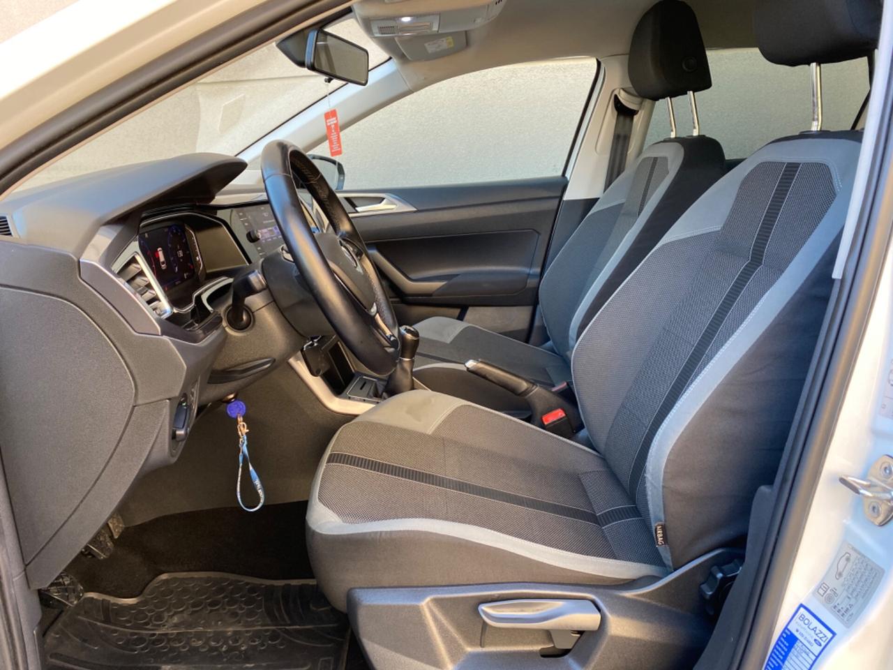 Volkswagen Polo R-Line 1.0 Benzina