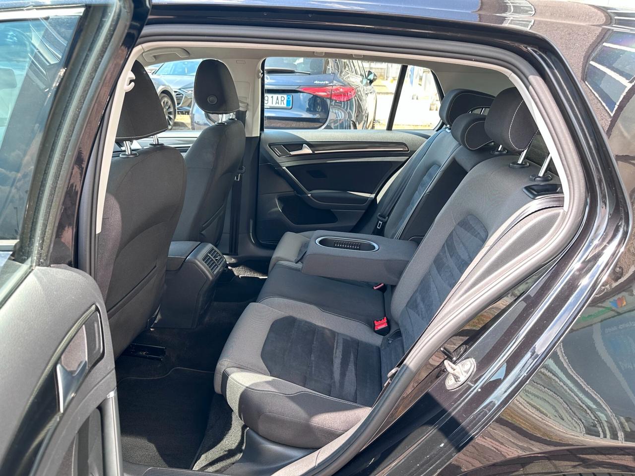 VW GOLF 1.6TDI 110CV DSG HIGHLINE EURO6b 1PROPRIETARIO