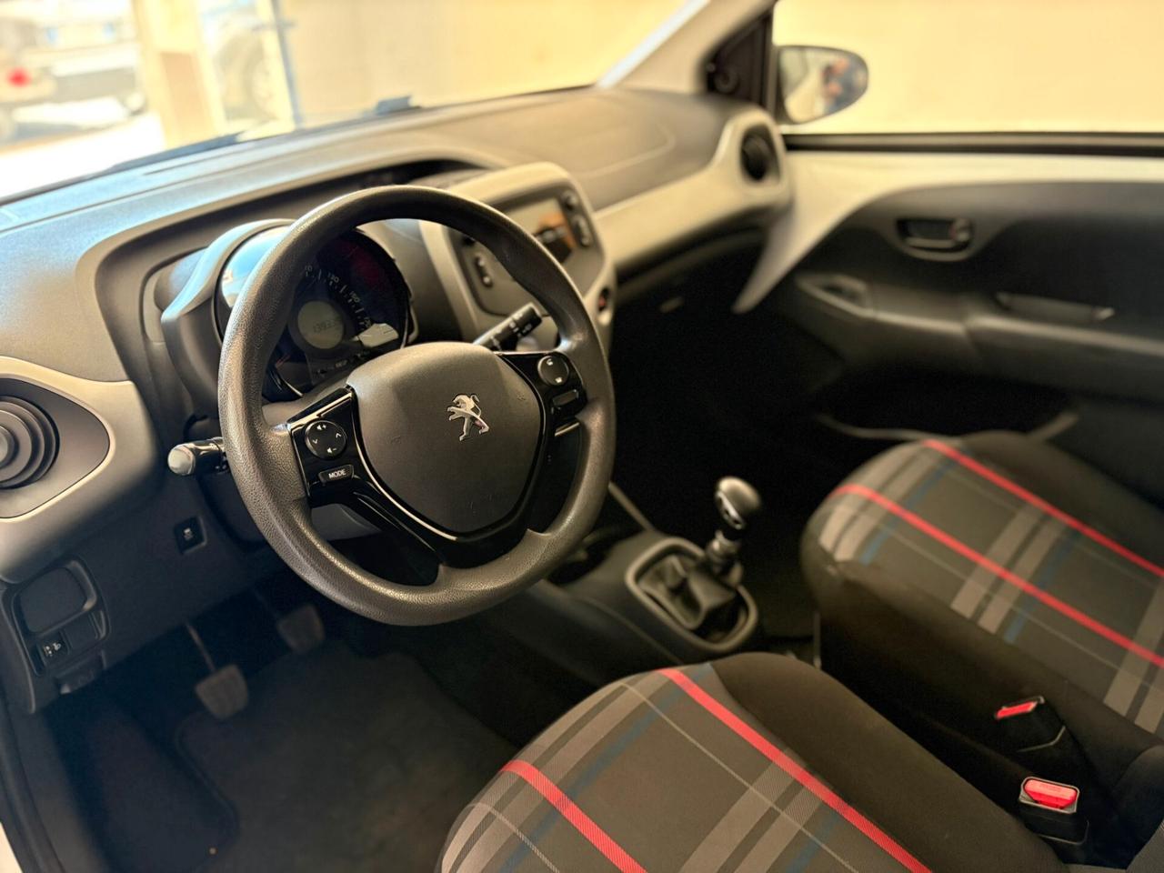 Peugeot 108 VTi 68 3 porte Access