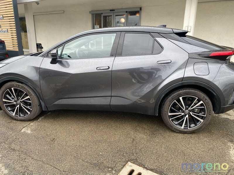 Toyota C-HR 1.8 hv Lounge fwd e-cvt