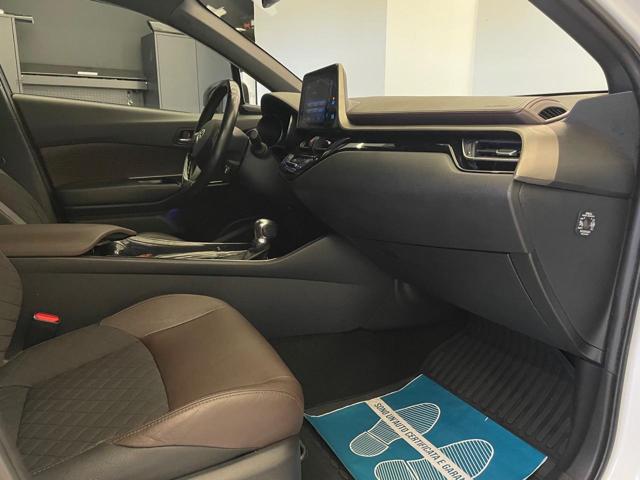 Toyota C-HR 1.8 Hybrid E-CVT Lounge