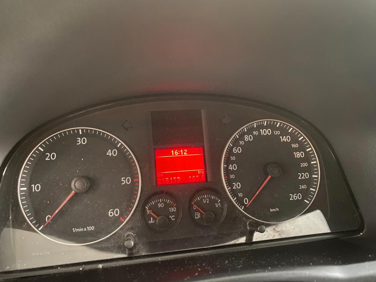 Volkswagen Touran 1.9 TDI 101CV Trendline anche pe NEOPATENTATI