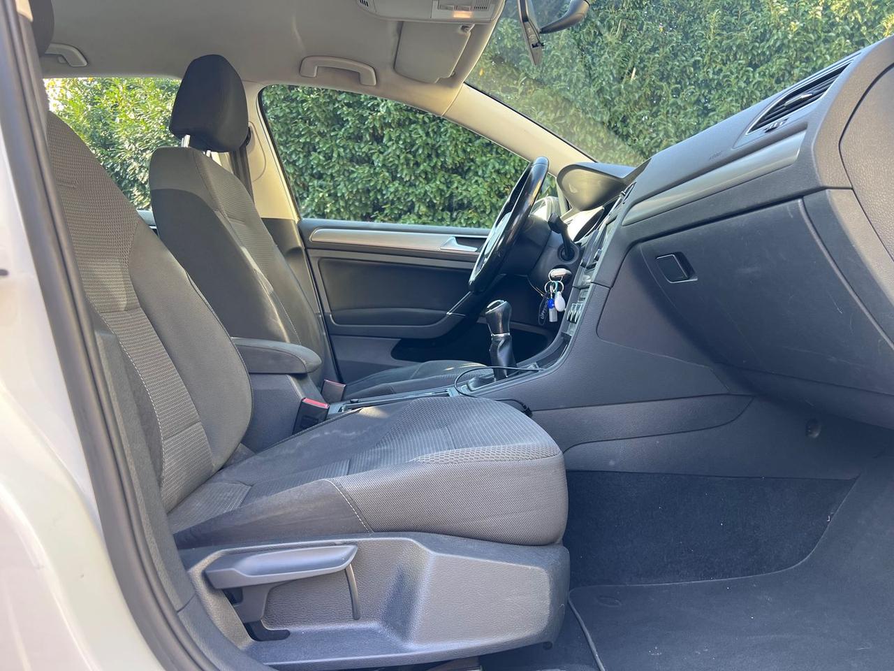 Volkswagen Golf 1.6 TDI BlueMotion Comfortli #7769