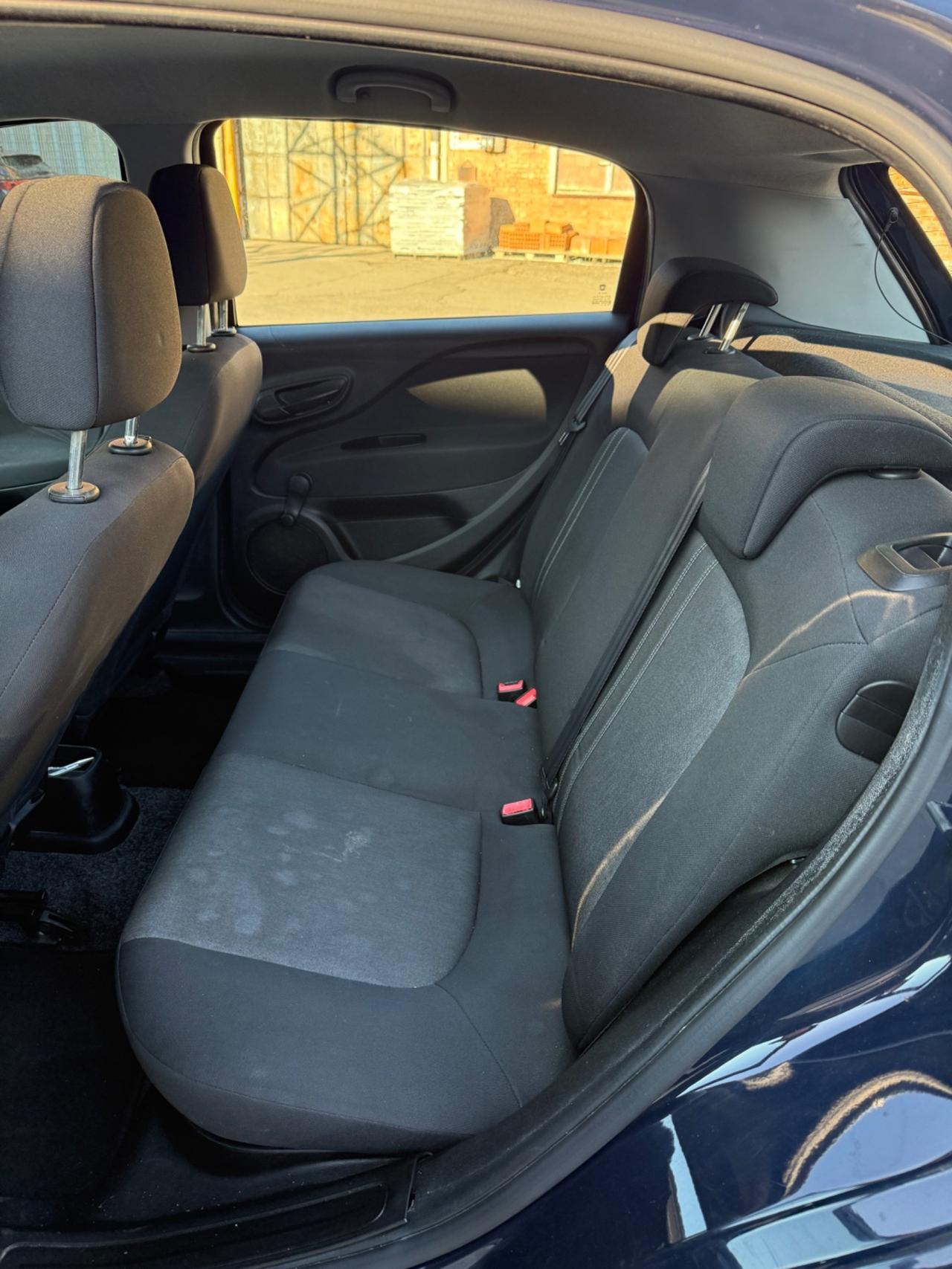 Fiat Punto 1.2 8V 5 porte Street