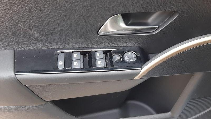 Lancia Ypsilon Ibrida Ibrida 100cv LX e-DCT